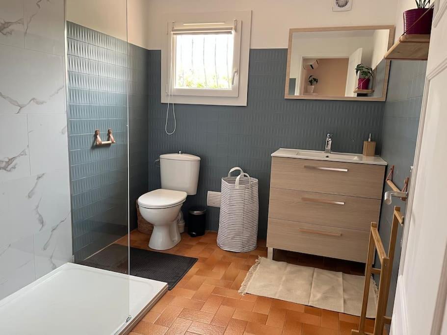 Bas De Villa 70M2 Independant Avec Espace Jacuzzi Prive เลอลาวองดูว์ ภายนอก รูปภาพ
