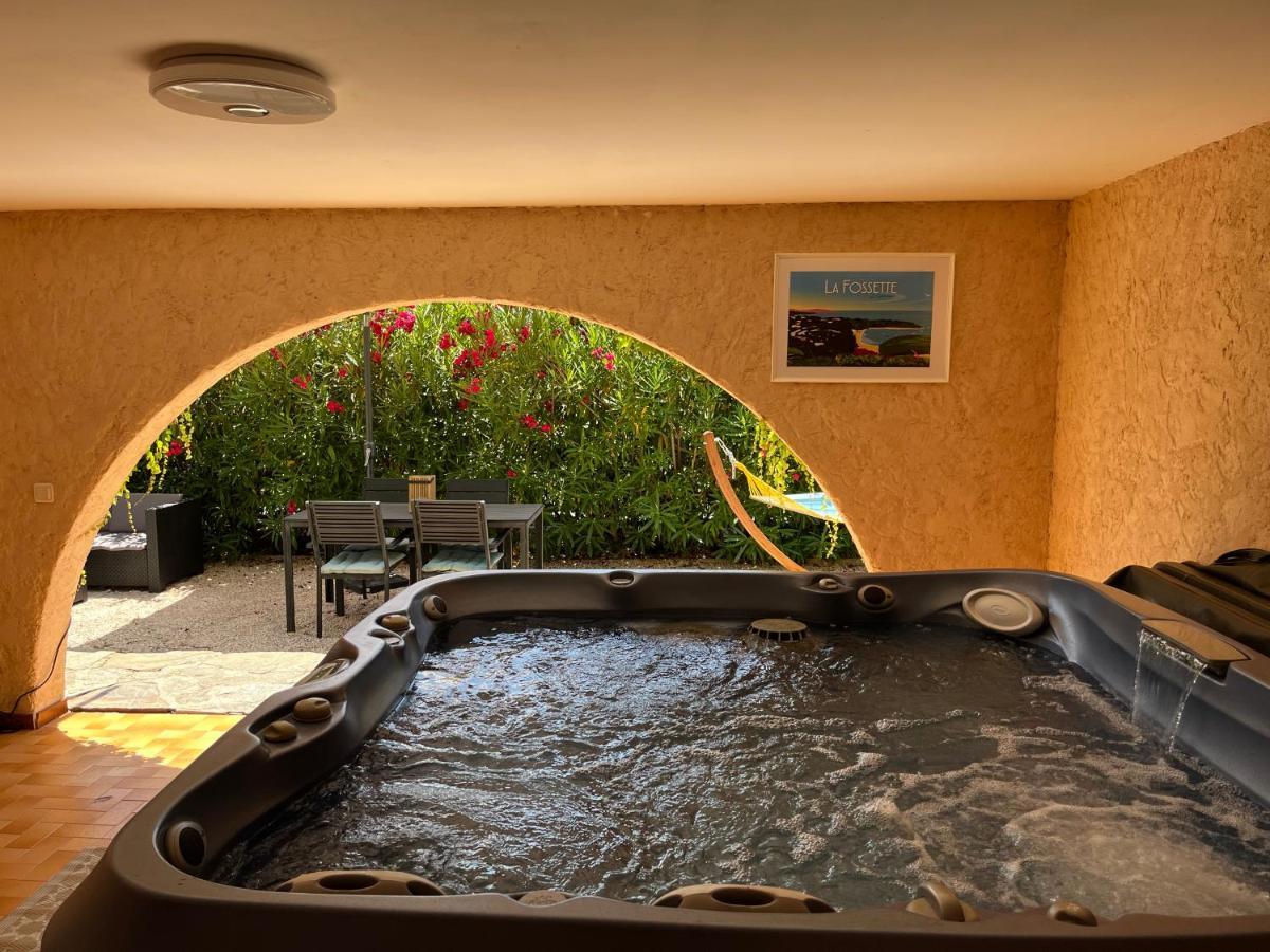 Bas De Villa 70M2 Independant Avec Espace Jacuzzi Prive เลอลาวองดูว์ ภายนอก รูปภาพ